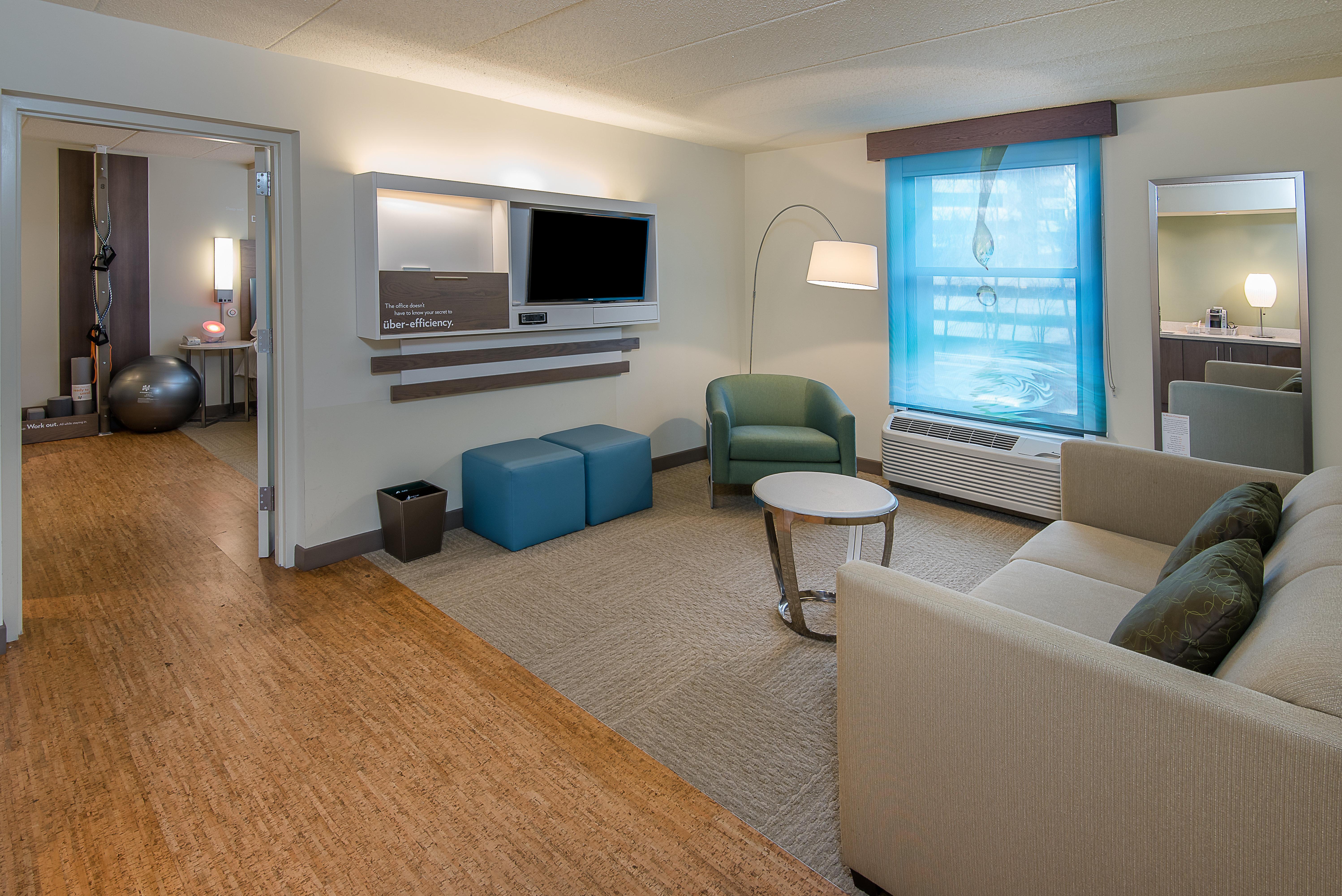 Even Hotel Norwalk By Ihg מראה חיצוני תמונה